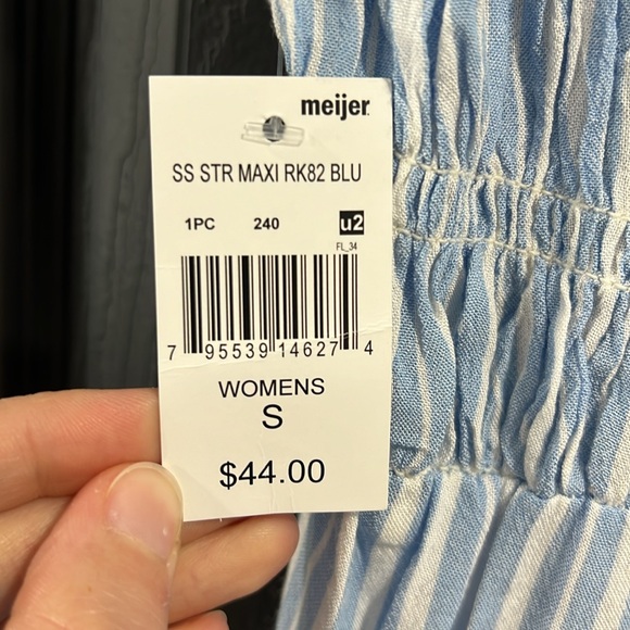 Blue and White striped maxi dress size small - Picture 7 of 7